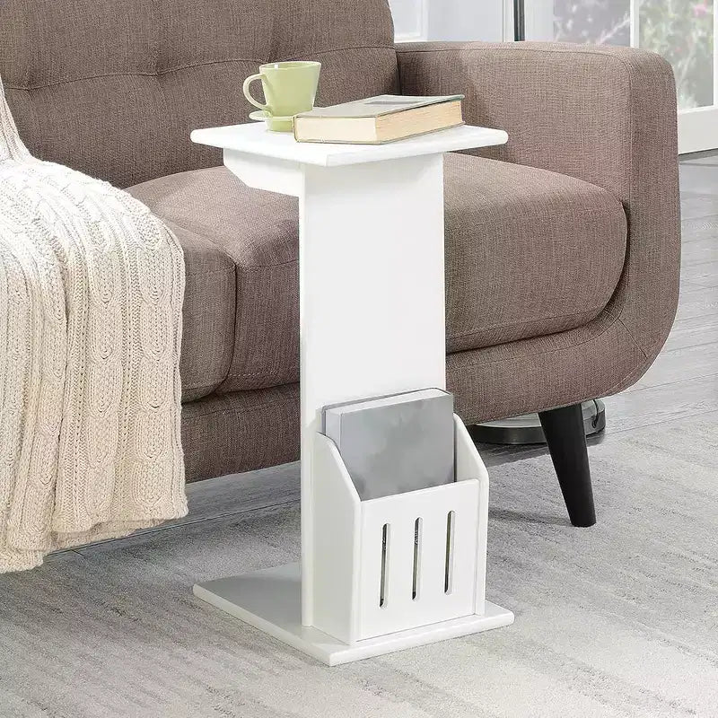 Set di due tavolini laterali Belmont versatili e impilabili, con design salvaspazio per arredamento di soggiorno, camera da letto o ufficio