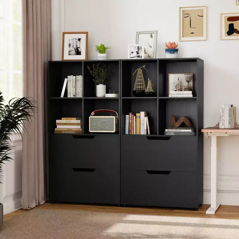 Libreria a 5 livelli con 4 scomparti aperti e 2 cassetti, nero/grigio/naturale, per adulti
