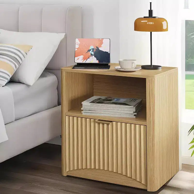 Comodino Moderno di Metà Secolo, Set di 2, Comodino Scanalato da 58 cm con Cassetto e Vano Contenitore, Comodino Scanalato per Camera da Letto Divano Ufficio